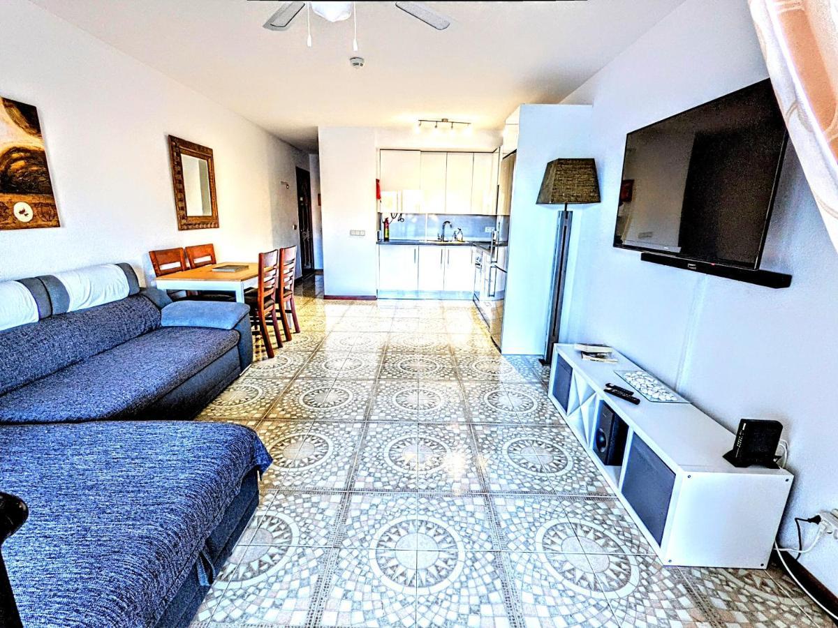 Luxury Newly Refurbished Modern Apartment With Stunning Mountain Views - Xmas And Ny 2025-2026 Now Booking San Miguel de Abona Bagian luar foto